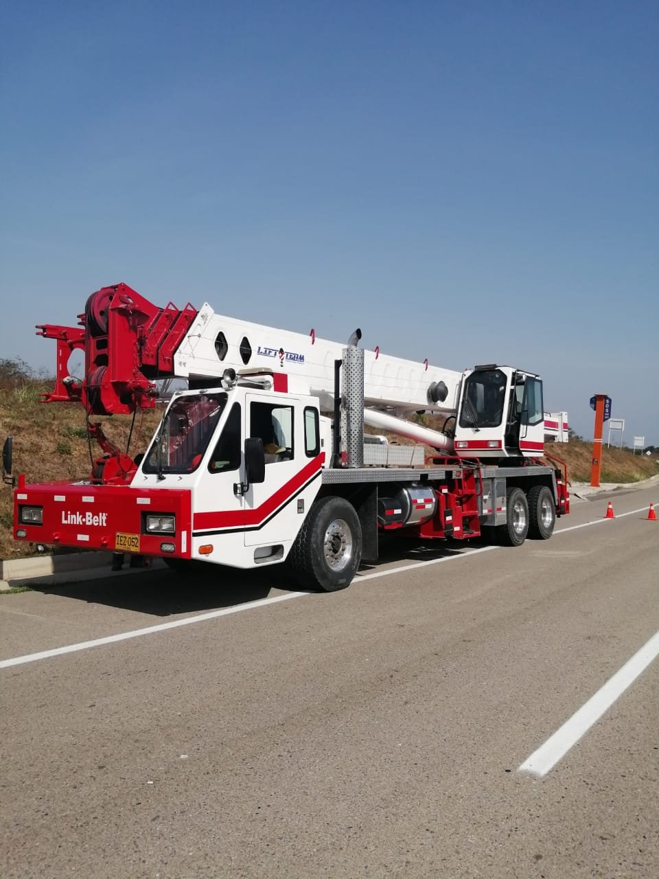 lift-team parqueo equipos